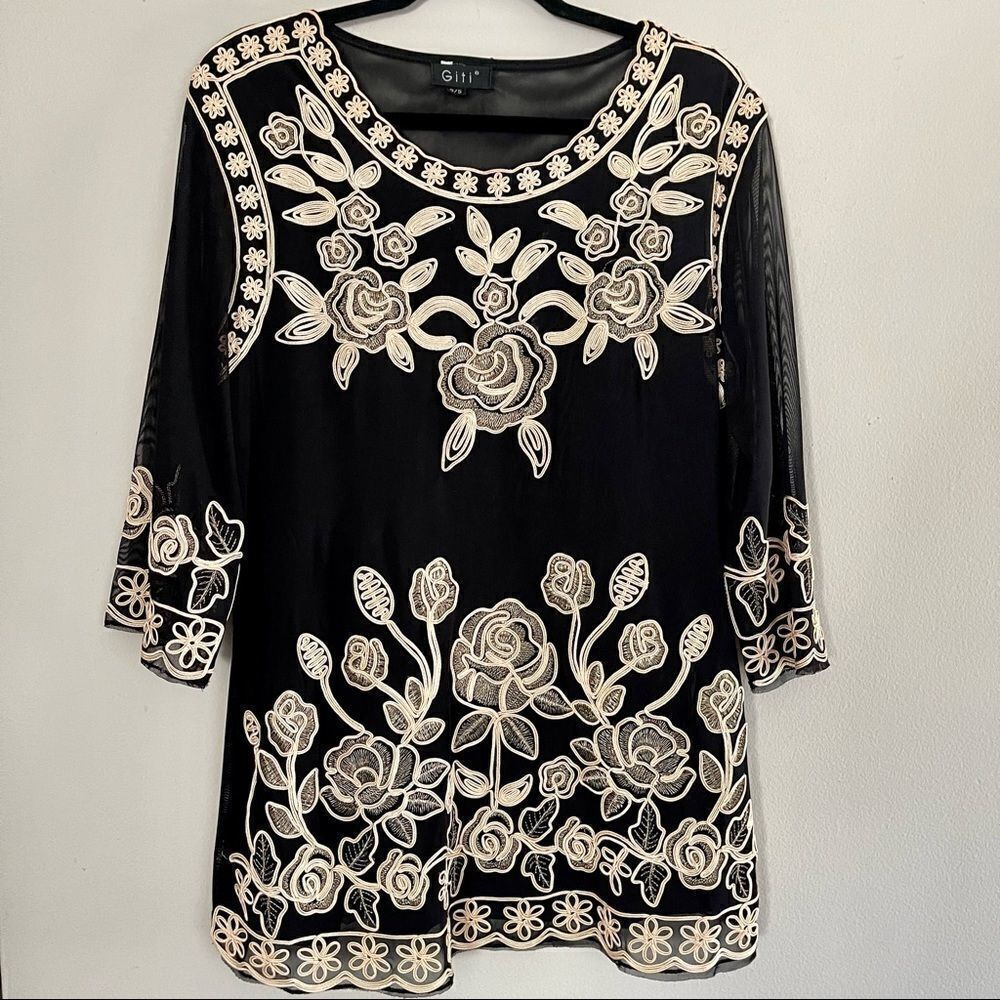 Giti Crochet Embroidered Tunic Blouse Size Small